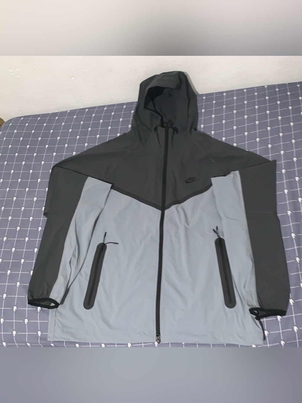 Nike Tech Men's Woven Windrunner Full-Zip Jacket HM7151-065 Size: Large